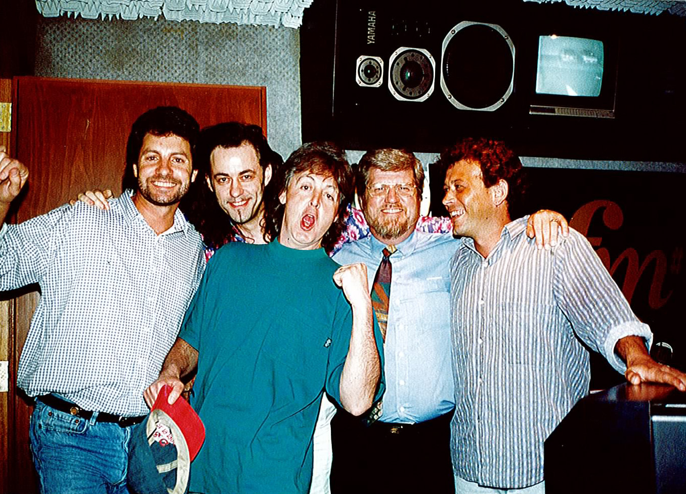 1993.03.03-Photo-Des Shaw, Bob Geldof, Paul McCartney, Jack Tedrick, Bill Ali.jpg