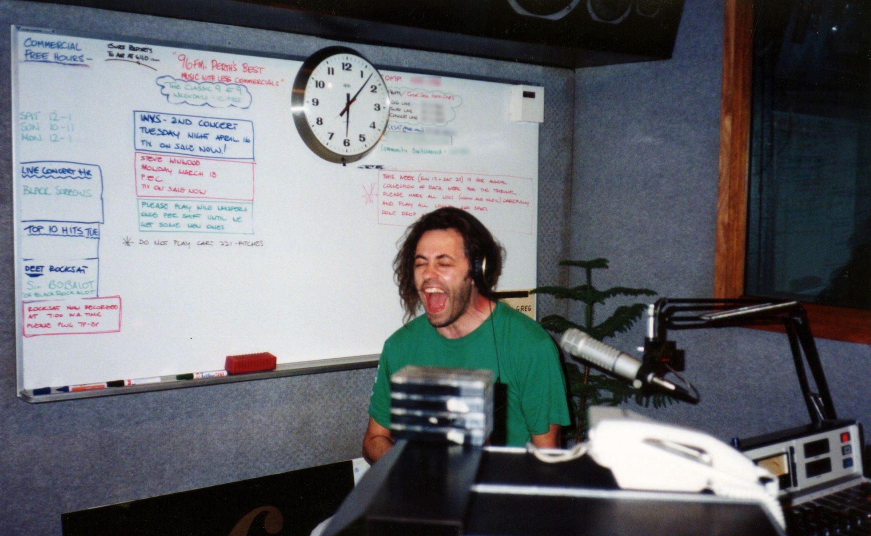1990.07.xx - Bob Geldof in the On Air Studio - 02 - 111 Wellington Street.JPG